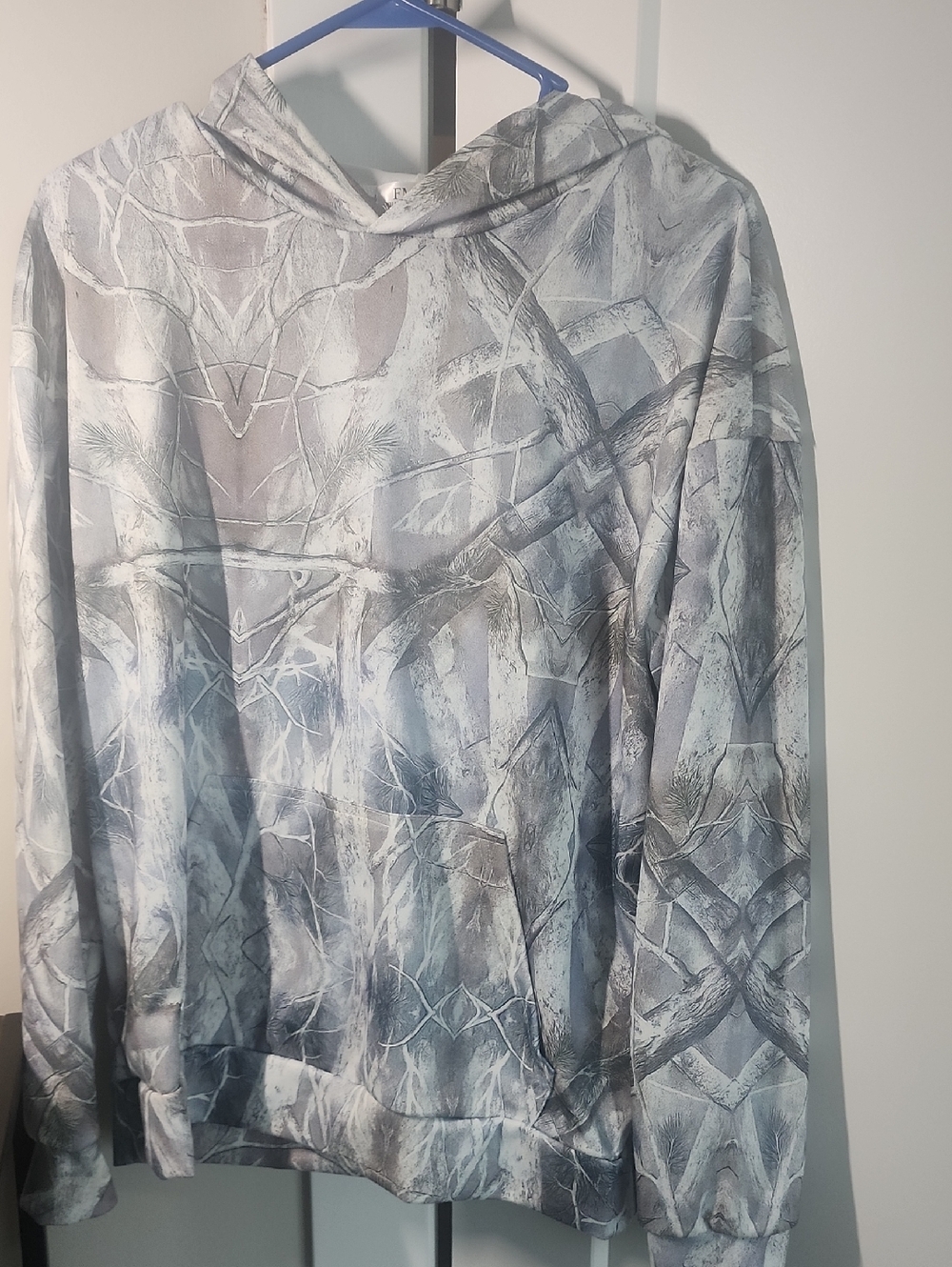 FME Makeover Essentials Women's Gray 100% Polyester  Camouflage Cowl Sweater M